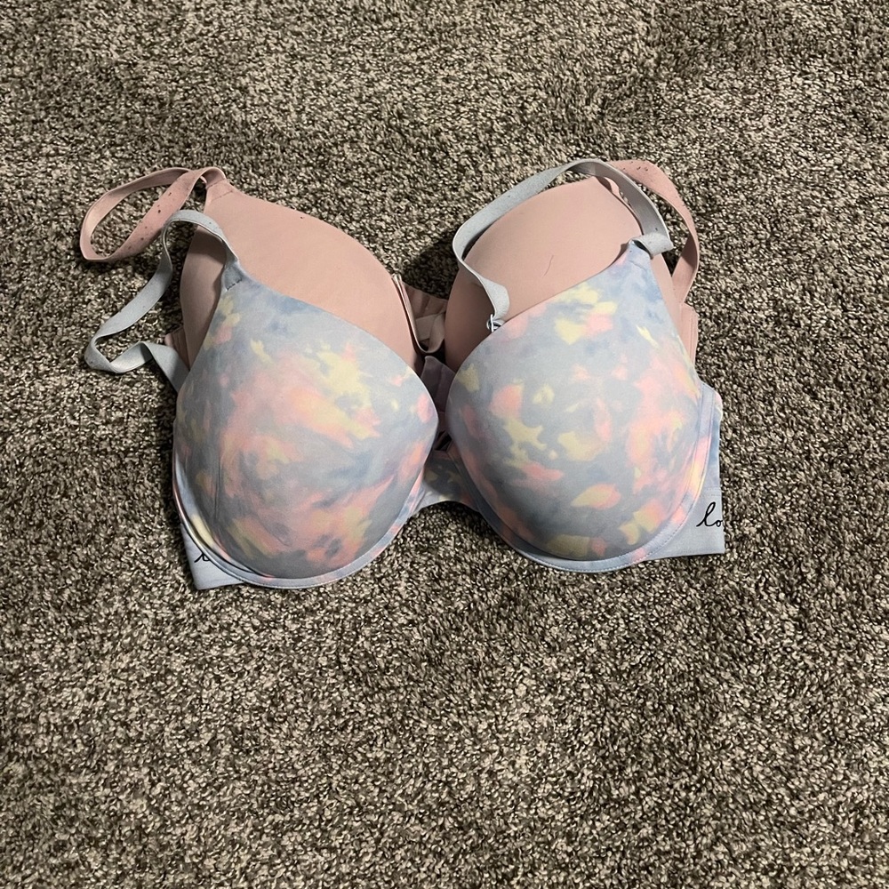 PINK Victoria Secret Wear Everywhere Push-Up Bra Bundle